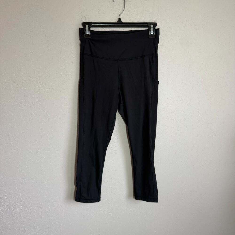 Athleta Black Ultimate Stash Pocket Capris Leggings Womens S Athletic Casual